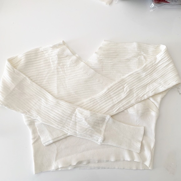 Pippidip Sweater Top, New - Picture 3 of 5